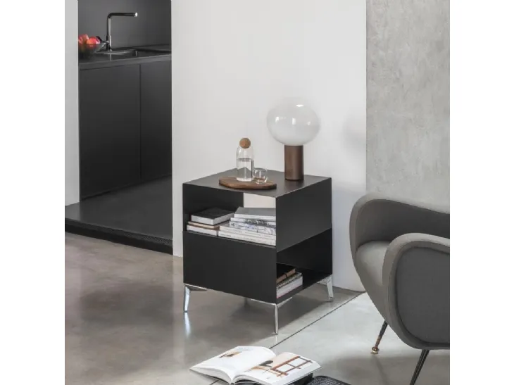 Tavolino Cube in laminato e acciaio di Pezzani