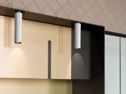 E04