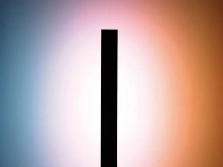 Lampada con luce colorata Movie di Davide Groppi