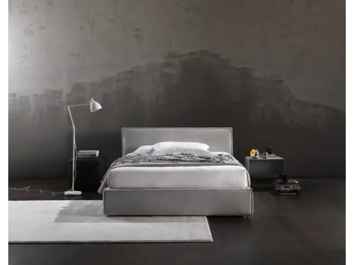 Letto moderno con contenitore Velvet di Respace