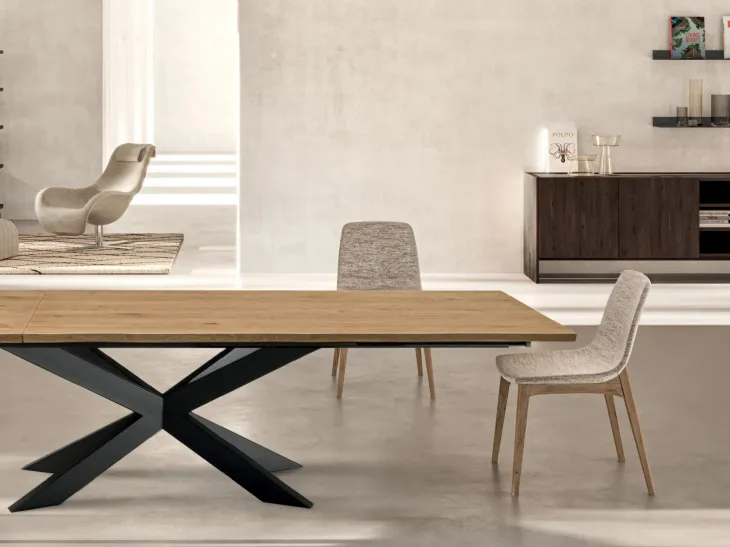 Madia in legno Arbor di Devina Nais