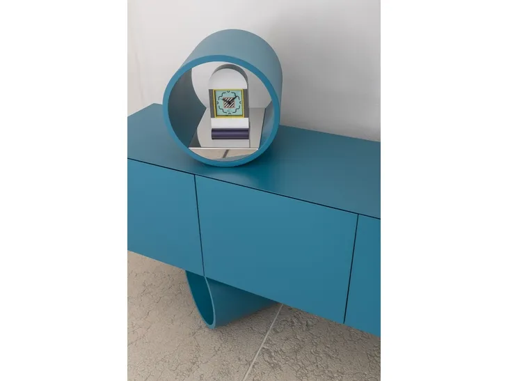 Madia di design in laccato opaco Giunone di Mogg