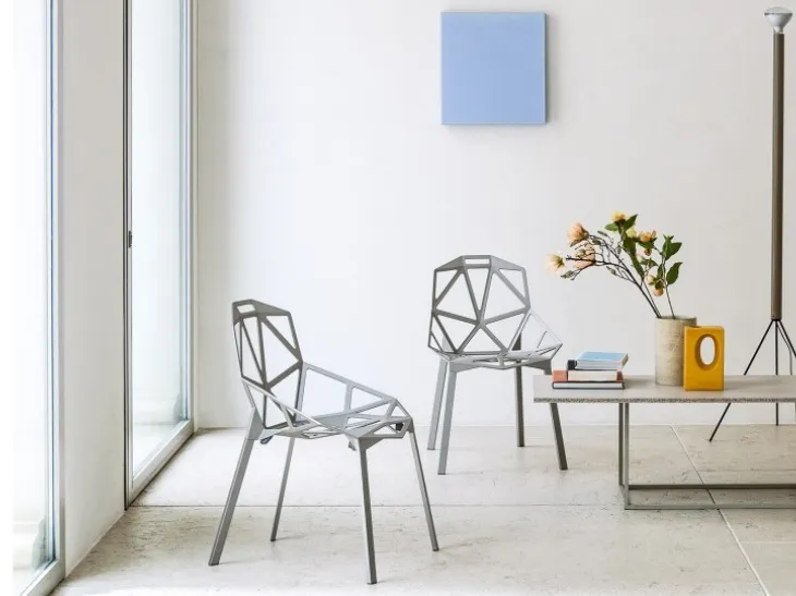 Sedia impilabile Chair-One in alluminio verniciato di Magis
