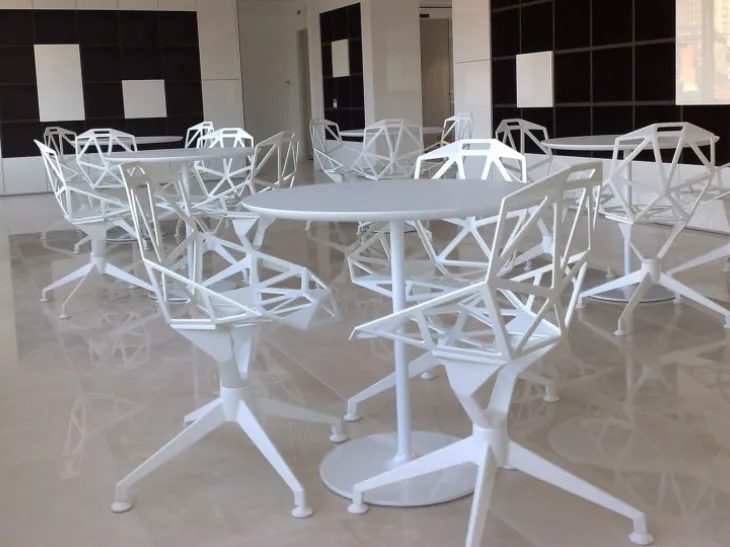Sedia girevole su 4 razze in alluminio  verniciato Chair-One di Magis