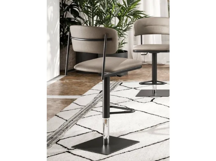 Sgabello Logan di Ozzio