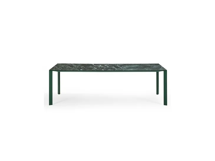 Tavolo Akashi in ceramica di Midj