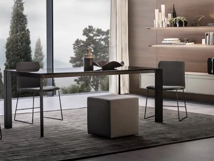 Tavolo allungabile Roy in vetro laccato lucido di Giellesse