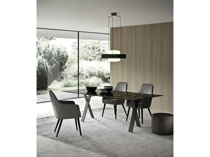 Tavolo rettangolare Tailor in ceramica con base in metallo di Presotto